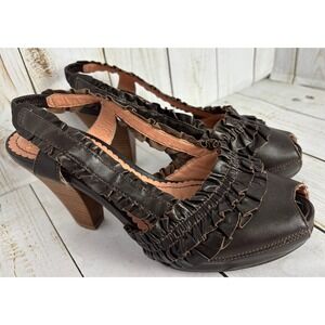Anthropologie Miss Albright Nora Brown Leather Ruffle Peep Toe Slingback  6/36